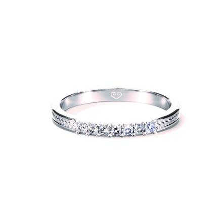 Kalevala Love Ikiaikainen-sormus VK 2,3mm, 14K, 7 x 0,02ct - Kalevala Love - 541000112D160 - 3