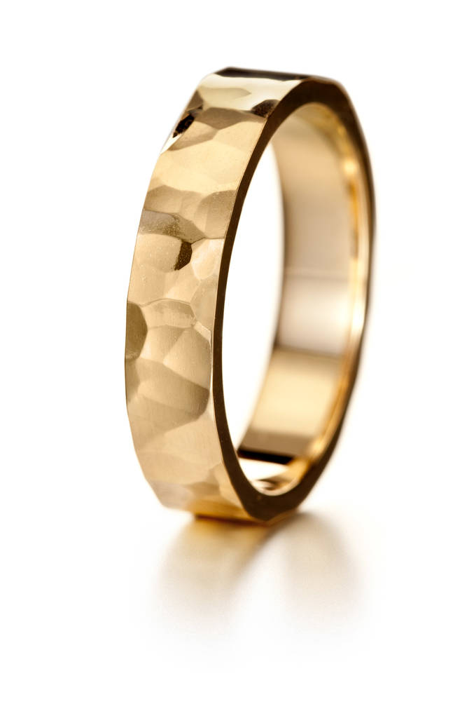 Lumoava Ukko keltakultainen sormus 724000 - Kultasormukset - 724000-160 - 1