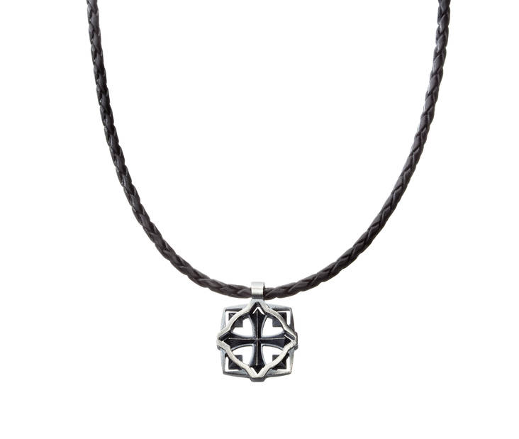 Soturi riipus - Lumoava kaulakorut ja riipukset - 570400860 - 1