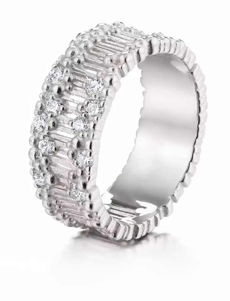 Lumoava Tiara valkokultainen timanttisormus 10 x 0,03ct L82241430000 - Lumoava kihla- ja vihkisormukset - L82241430150 - 1