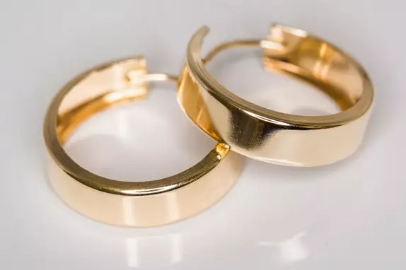 Kultaiset korvarenkaat flakkamalli 4x15 mm - Naisten korvakorut - 30022 - 1