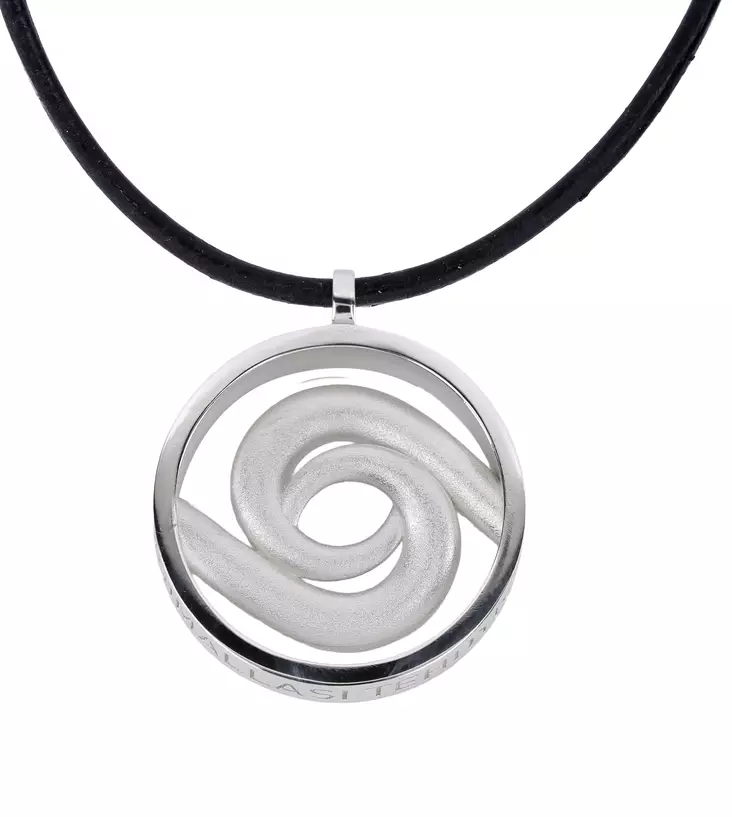 Lupaus Lottasäätiö - hopeinen riipus nahkanauhassa TILAA ENNAKKOON! - Naisten kaulakorut - 212-LUPAUS-2 - 1