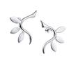 EFVA ATTLING Freesia Ear hopeiset korvakorut 12-100-02083 - Naisten korut - 12-100-02083 - 1