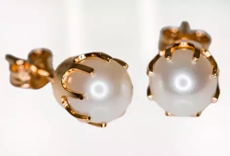 Helmikorvakorut 7mm helmellä kultakruunussa - Naisten korvakorut - 20129 - 1